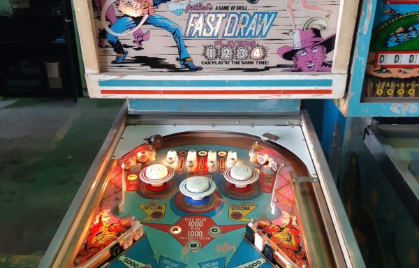 Fast Draw Manufactured by Gottliebs (SOLD)