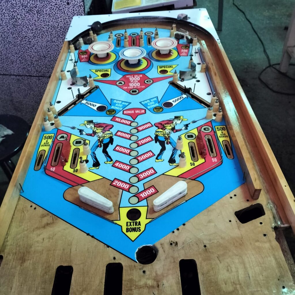 Fast Draw by Gottliebs Coming (SOLD) - UFO Amusements